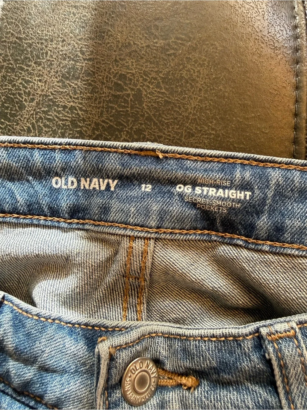 Old Navy High Rise OG Straight Jeans